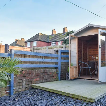 What A View! * Γουίτμπι